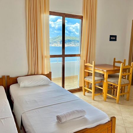 Redi'S Seaview Apartments Saranda Kültér fotó