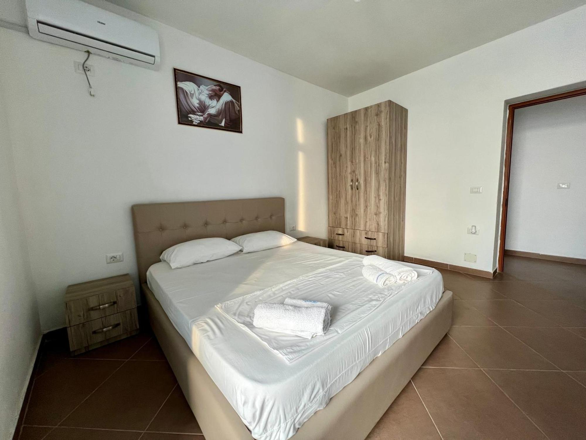 Redi'S Seaview Apartments Saranda Kültér fotó