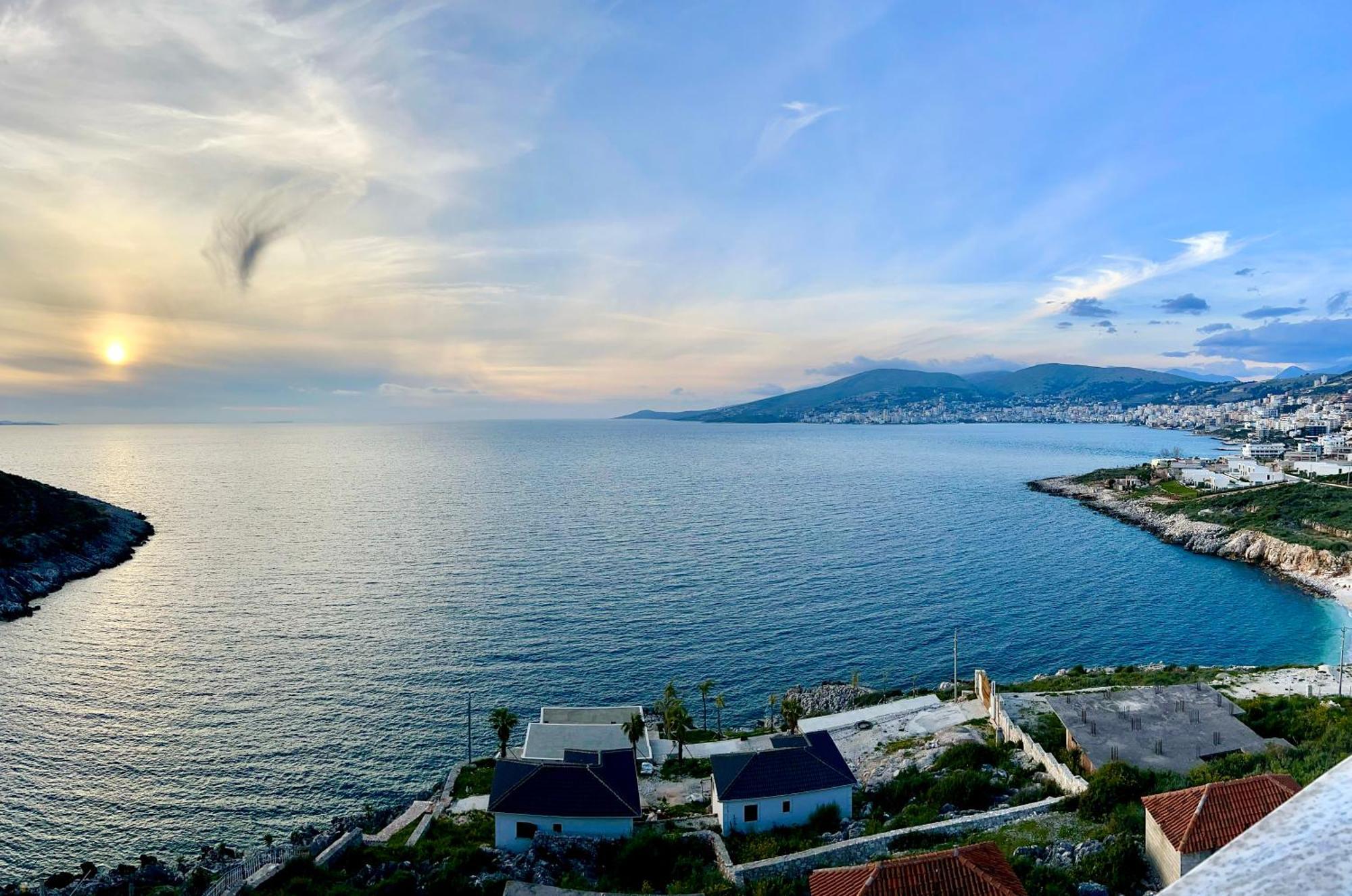Redi'S Seaview Apartments Saranda Kültér fotó