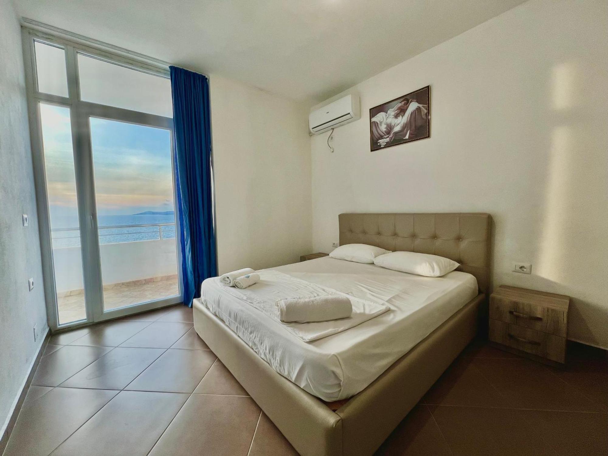 Redi'S Seaview Apartments Saranda Kültér fotó