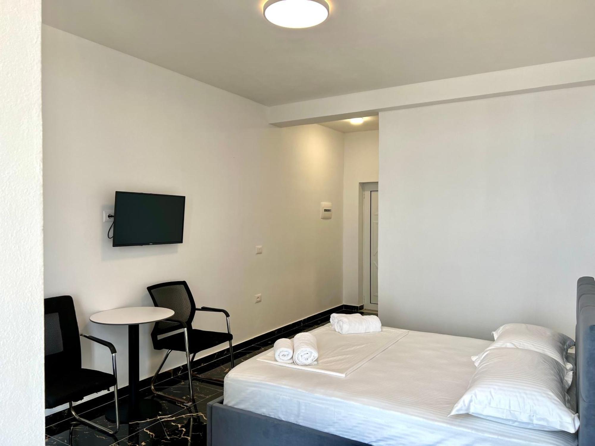 Redi'S Seaview Apartments Saranda Kültér fotó