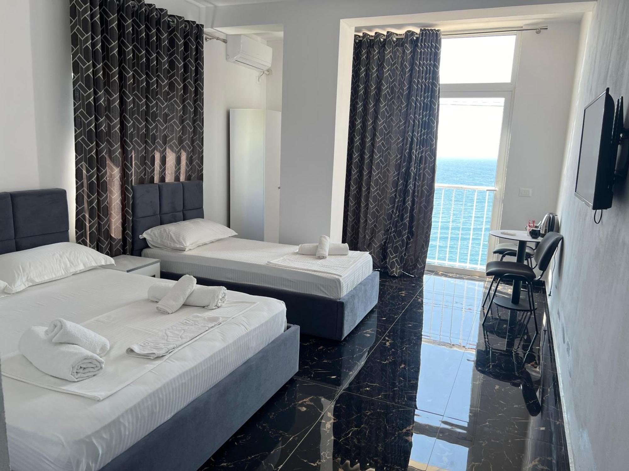Redi'S Seaview Apartments Saranda Kültér fotó